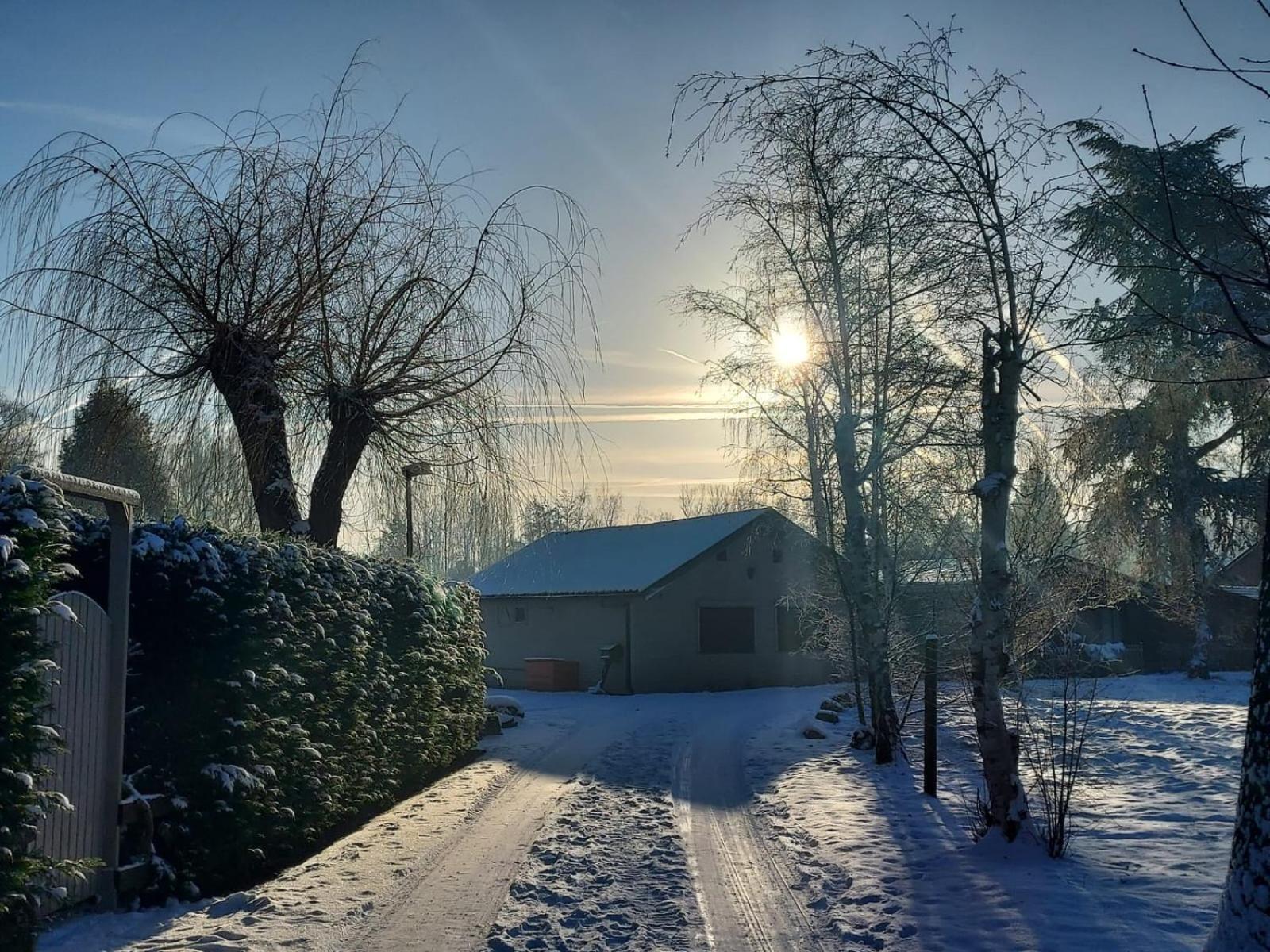 Rustig Gelegen Chalet Kapeki Met Tuin Aan Het Water Geel Dış mekan fotoğraf