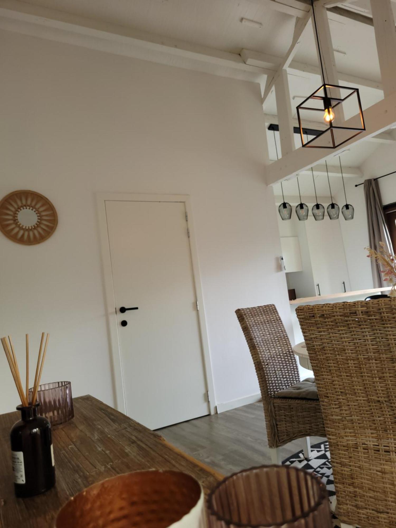 Rustig Gelegen Chalet Kapeki Met Tuin Aan Het Water Geel Dış mekan fotoğraf